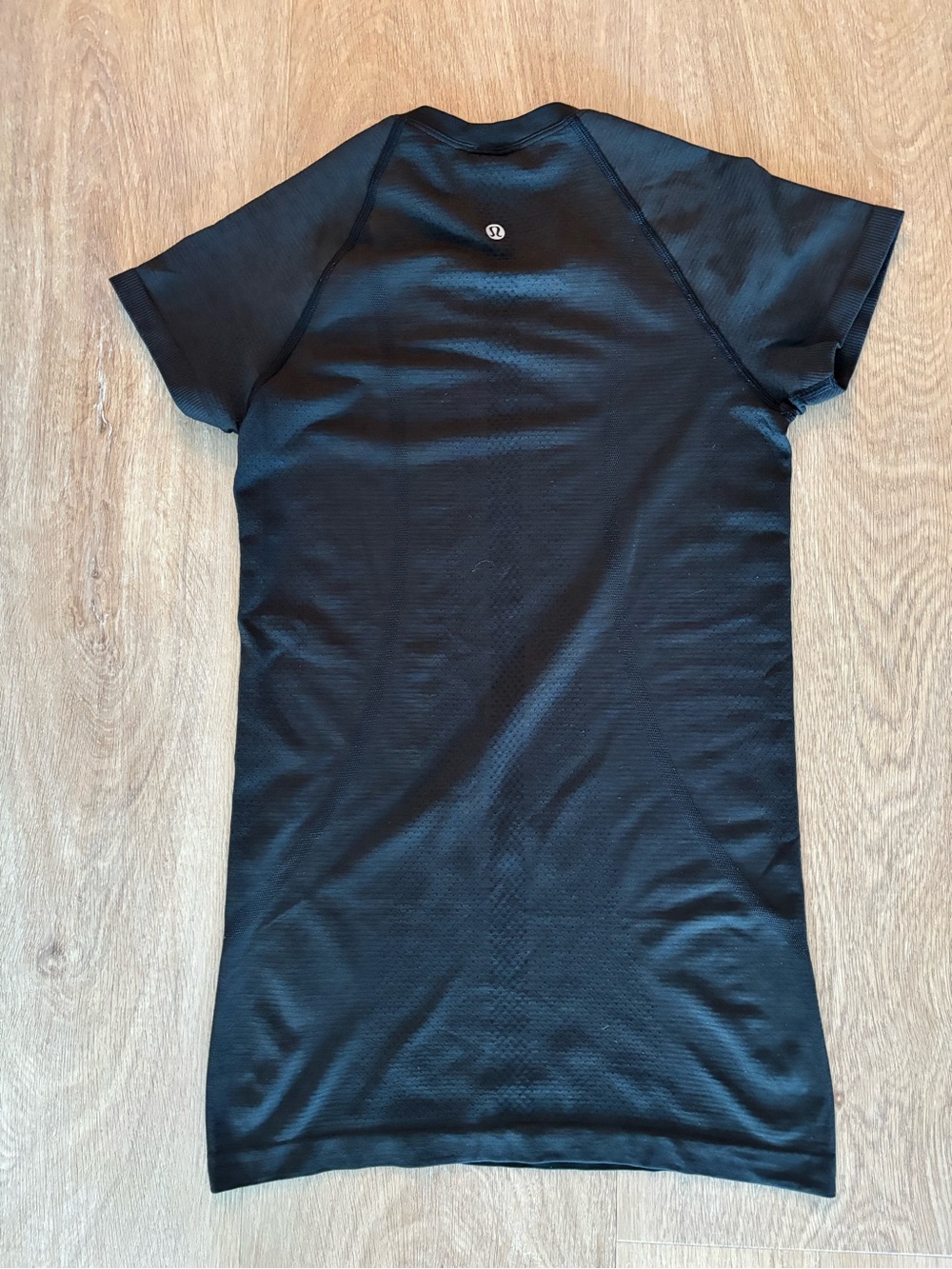 Lululemon Black Short Sleeve Athletic Top
